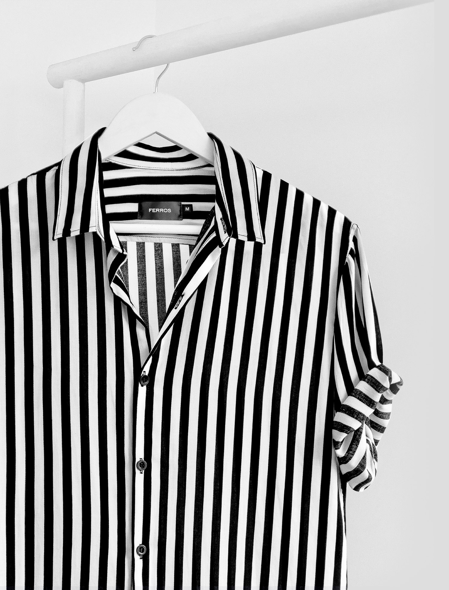 BLACK & WHITE KILLER SHIRT - Imagen 2